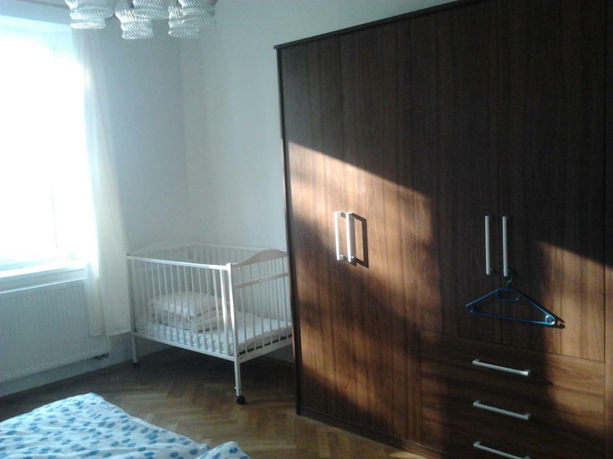 Apartman Ella - Tabor -Cz - U Stadionu Miru 1735 المظهر الخارجي الصورة
